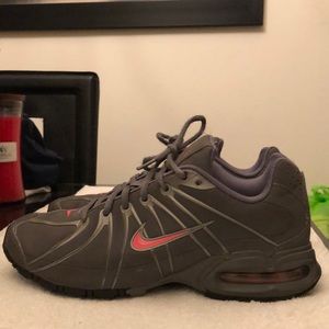 NIKE AIR MAX TORCH RUNNING SNEAKERS WOMENS SIZE 8.5